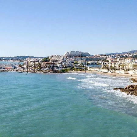 Apartamento Alojáte En Una Torre Sobre El Mar *
